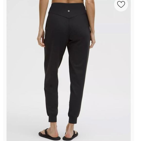 lululemon Align™ High-Rise Jogger Regular updated fit size 6 lightweight - Picture 3 of 14